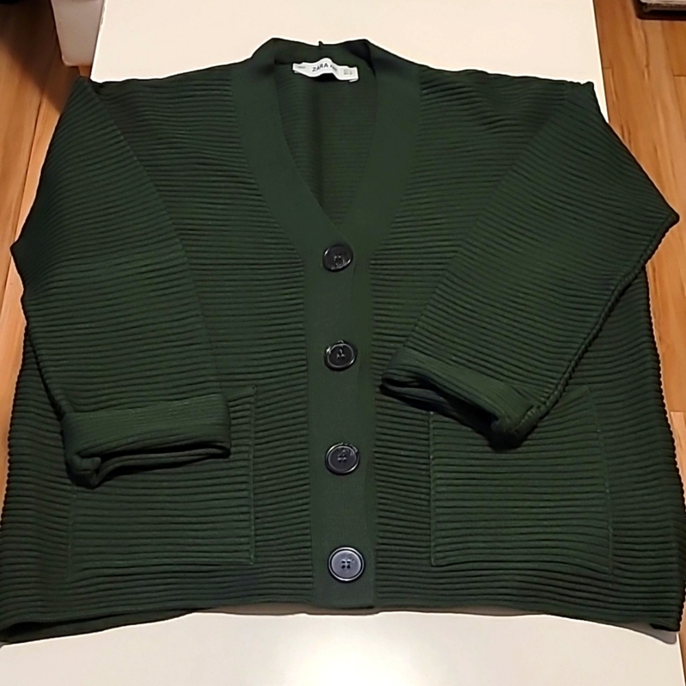 Zara forest green oversized open front sweater.